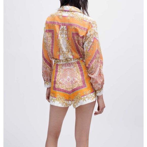 MAJE Linen Shorts with Scarf Print | 38 (FR) / M (US) - Picture 4 of 11